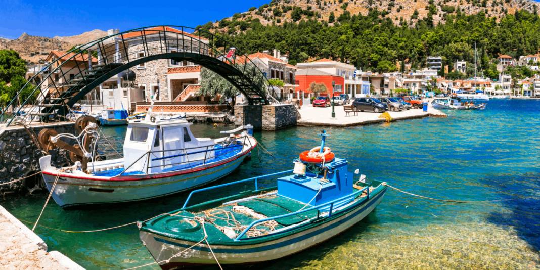 Tatilcilerin Dikkatine! Yunanistan'dan Türklere Kapıda Vize Uygulamasında Yeni Karar 6